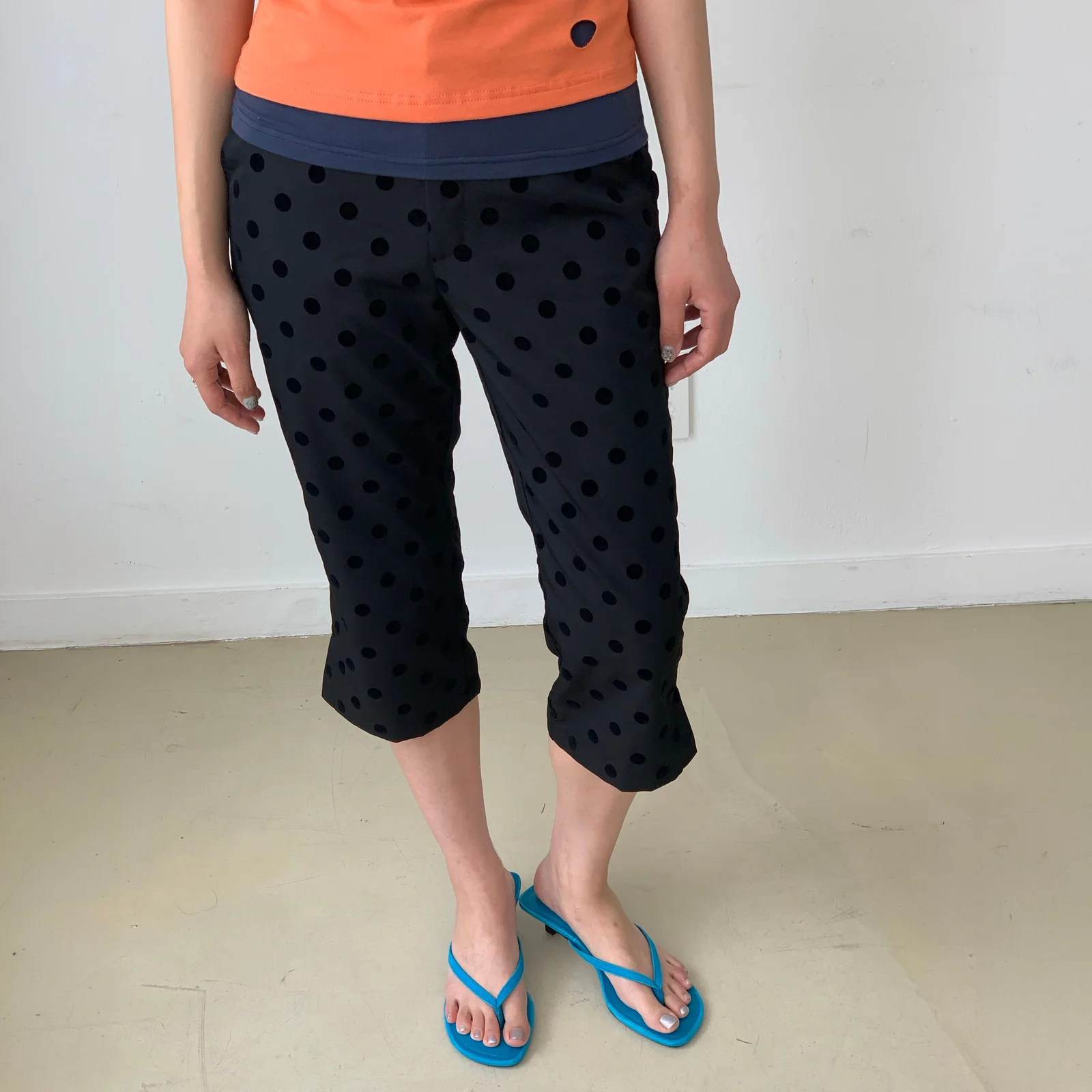 DOT CAPRI PANTS_BLACK