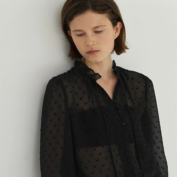 V-NECK DOT SHIRRING BLOUSE(BL-4269)