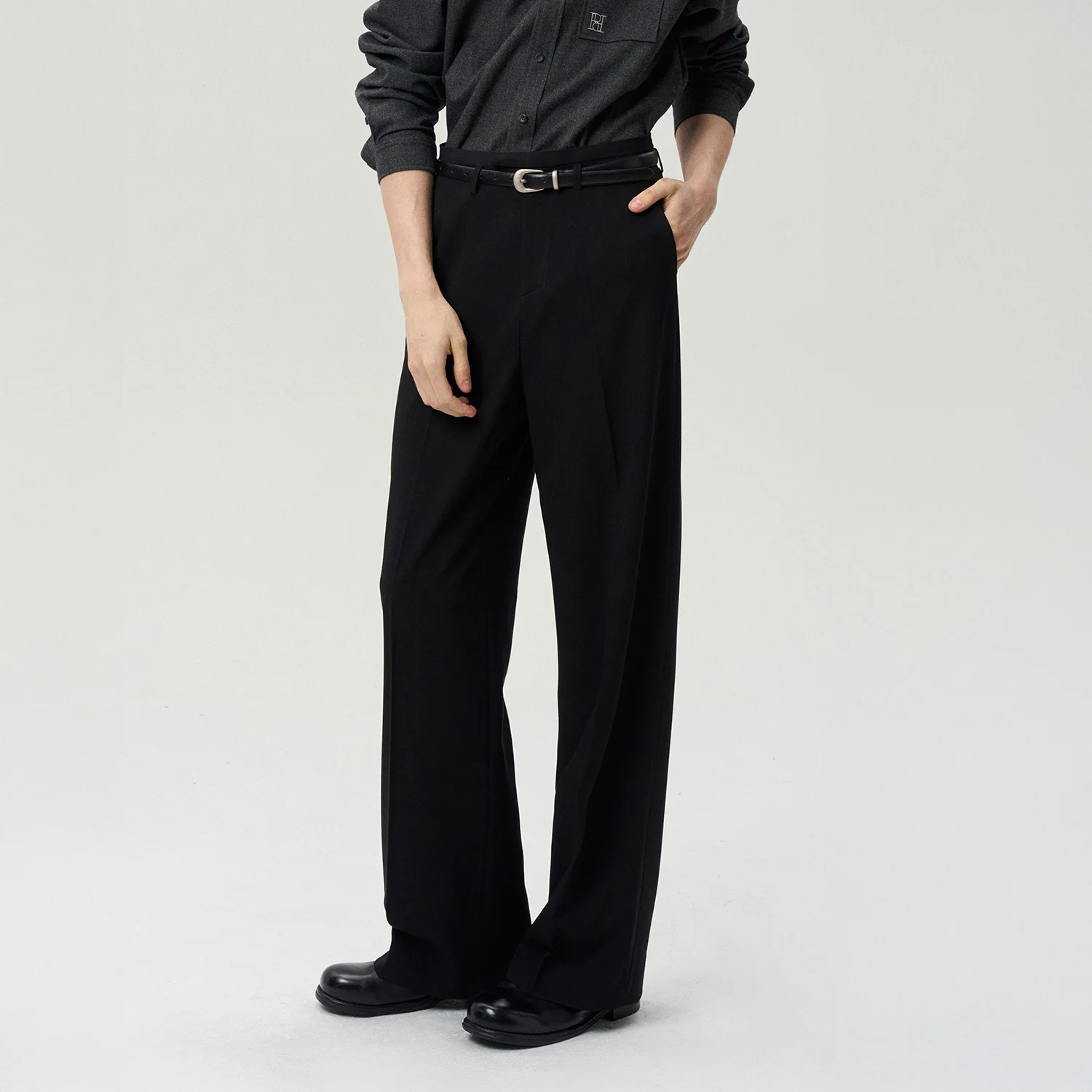 FRONT-CREASE TROUSERS