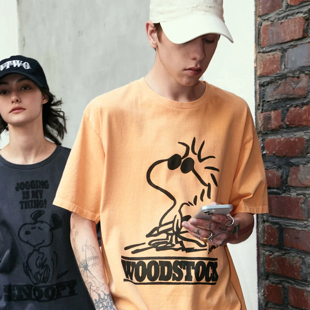Woodstock Pigment T恤 (YELLOW)