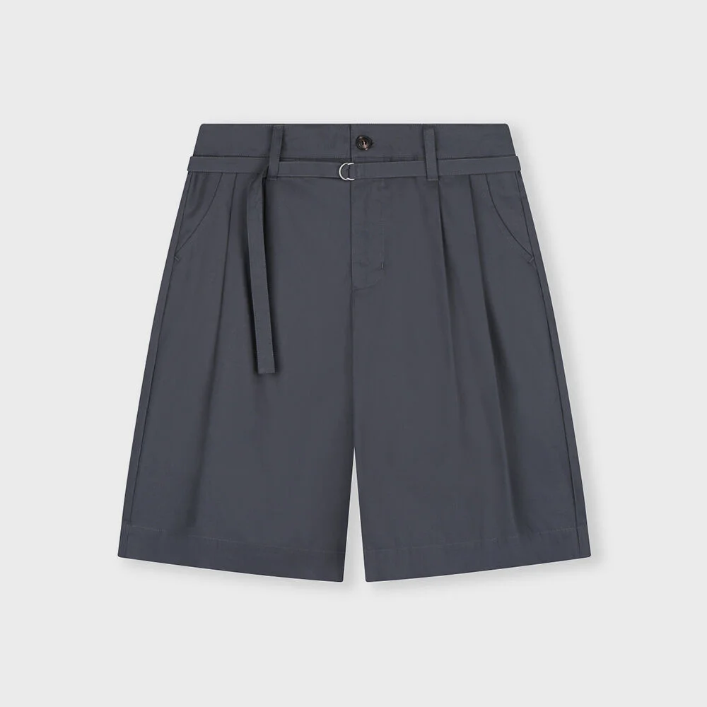 THREE TUCK BELTED SHORTS BLUE GREY