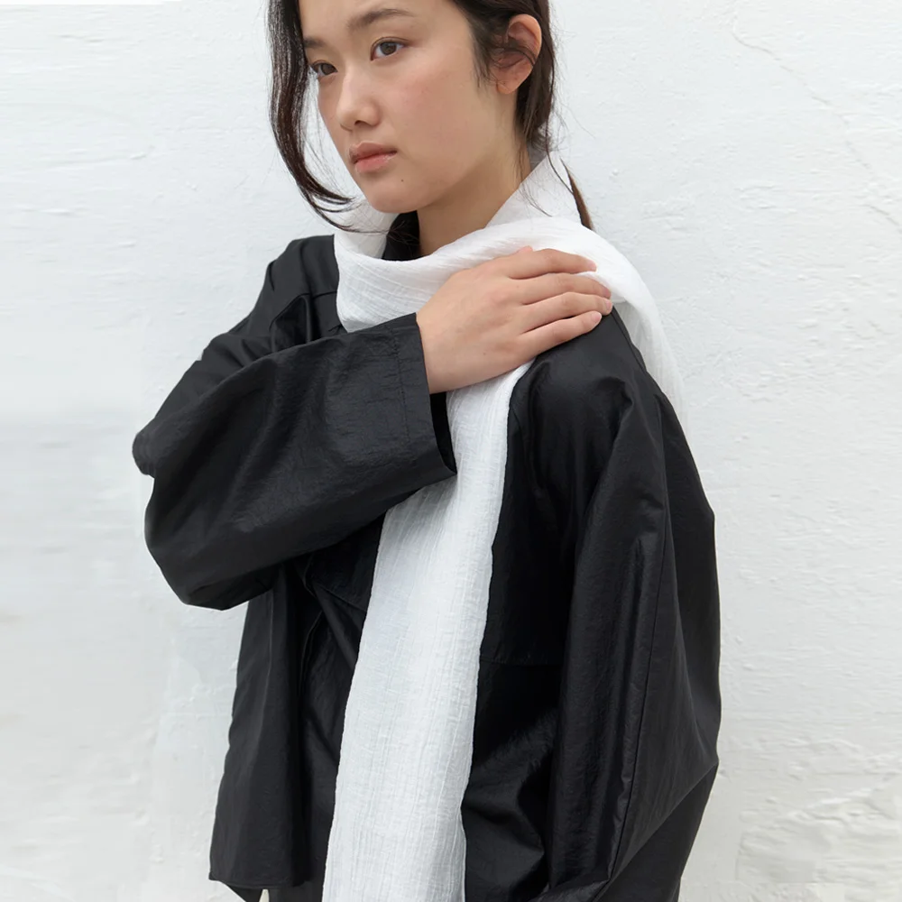 tencel blend wrinkle scarf-white