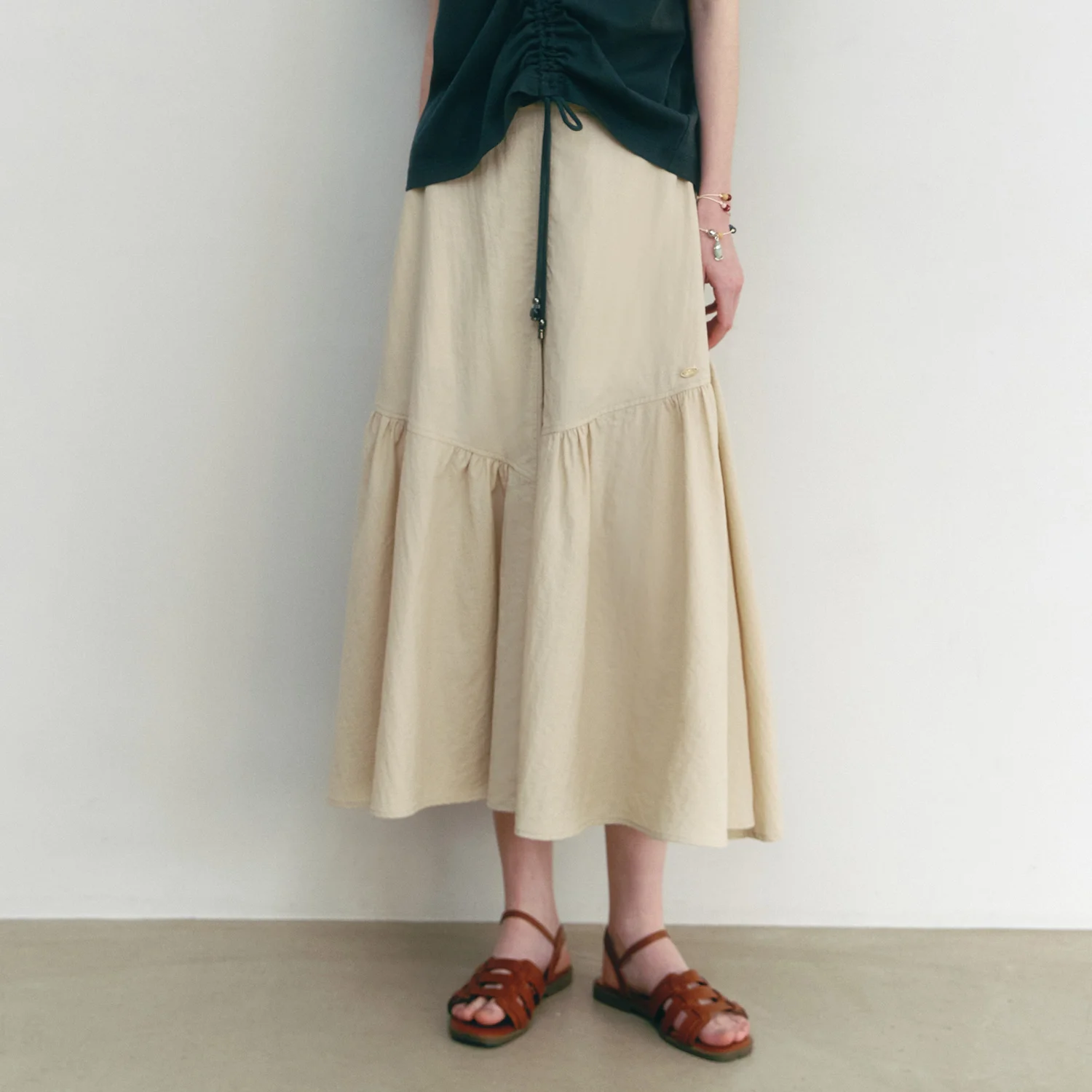 Unbalanced-Hem Tiered Flare Skirt BEIGE