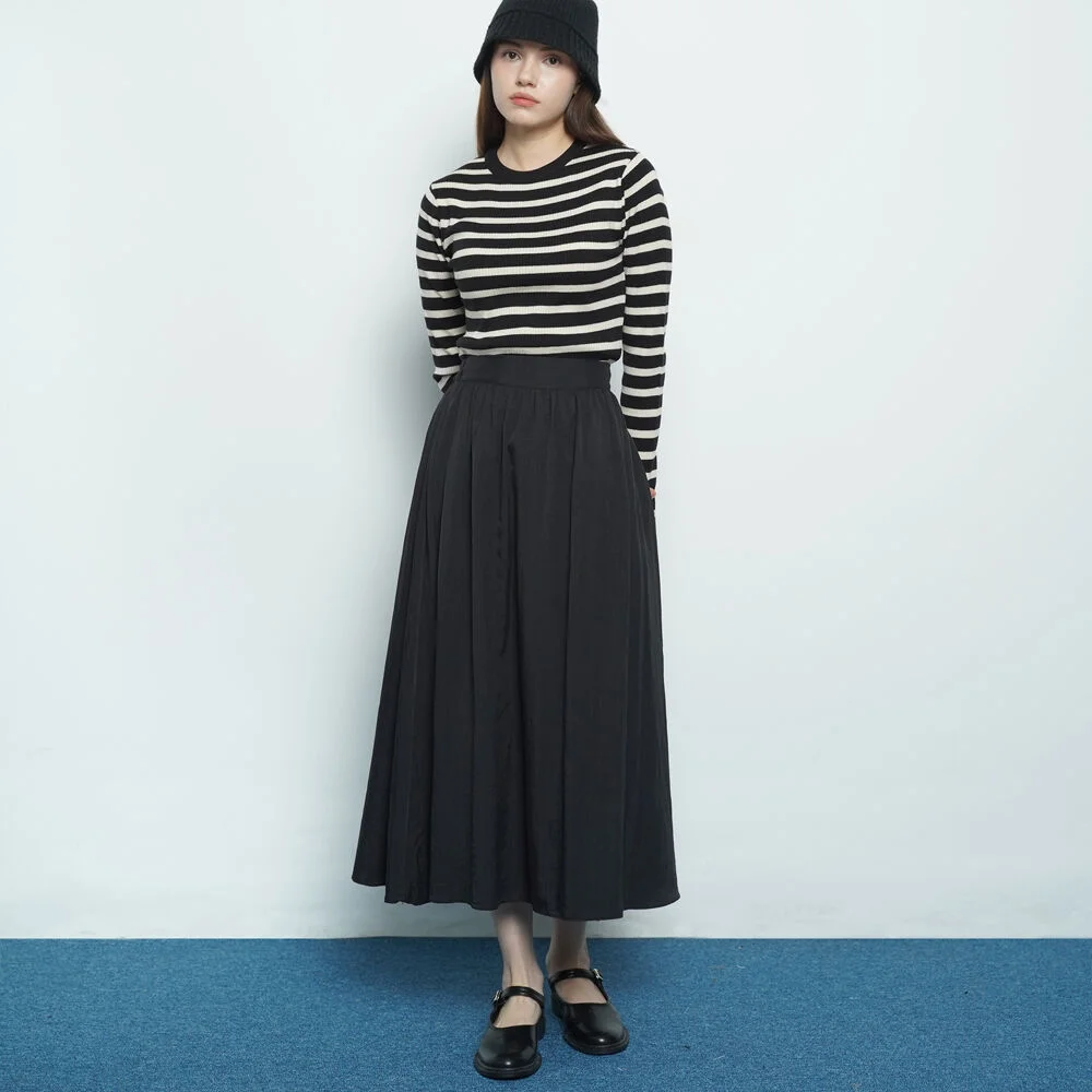 W327 shirring flared black