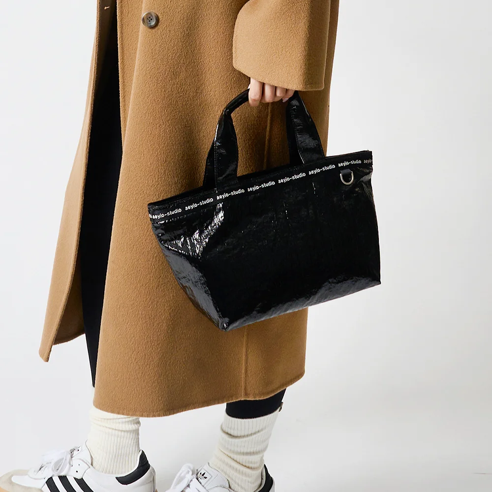 GLOSSY MINI TOTE BAG_光澤 迷你 托特袋 (2 Colors)_ATO4002