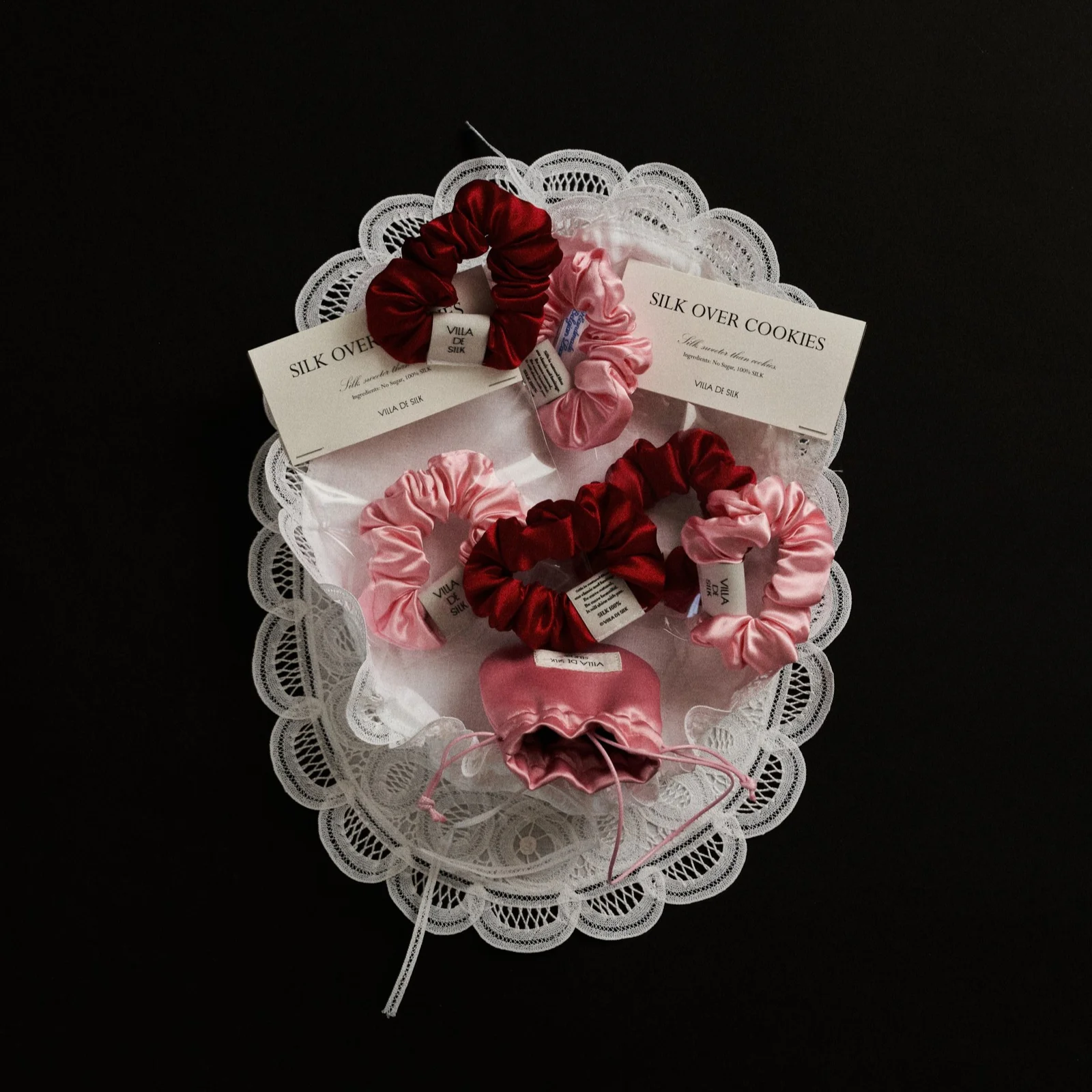 Holiday Baby scrunchie (2colors)