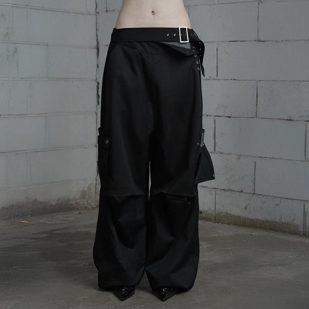Belted Two-Pocket Cutline Oversized Pants (Black)