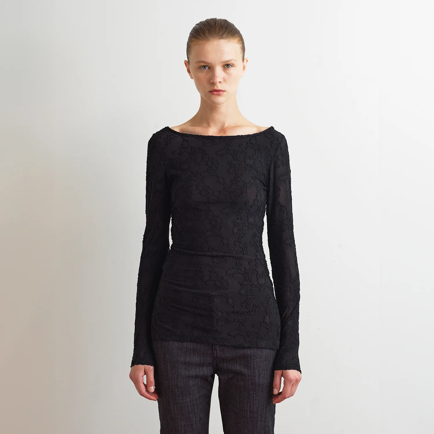 FLORAL PATTERN LONG SLEEVE TOP - BLACK