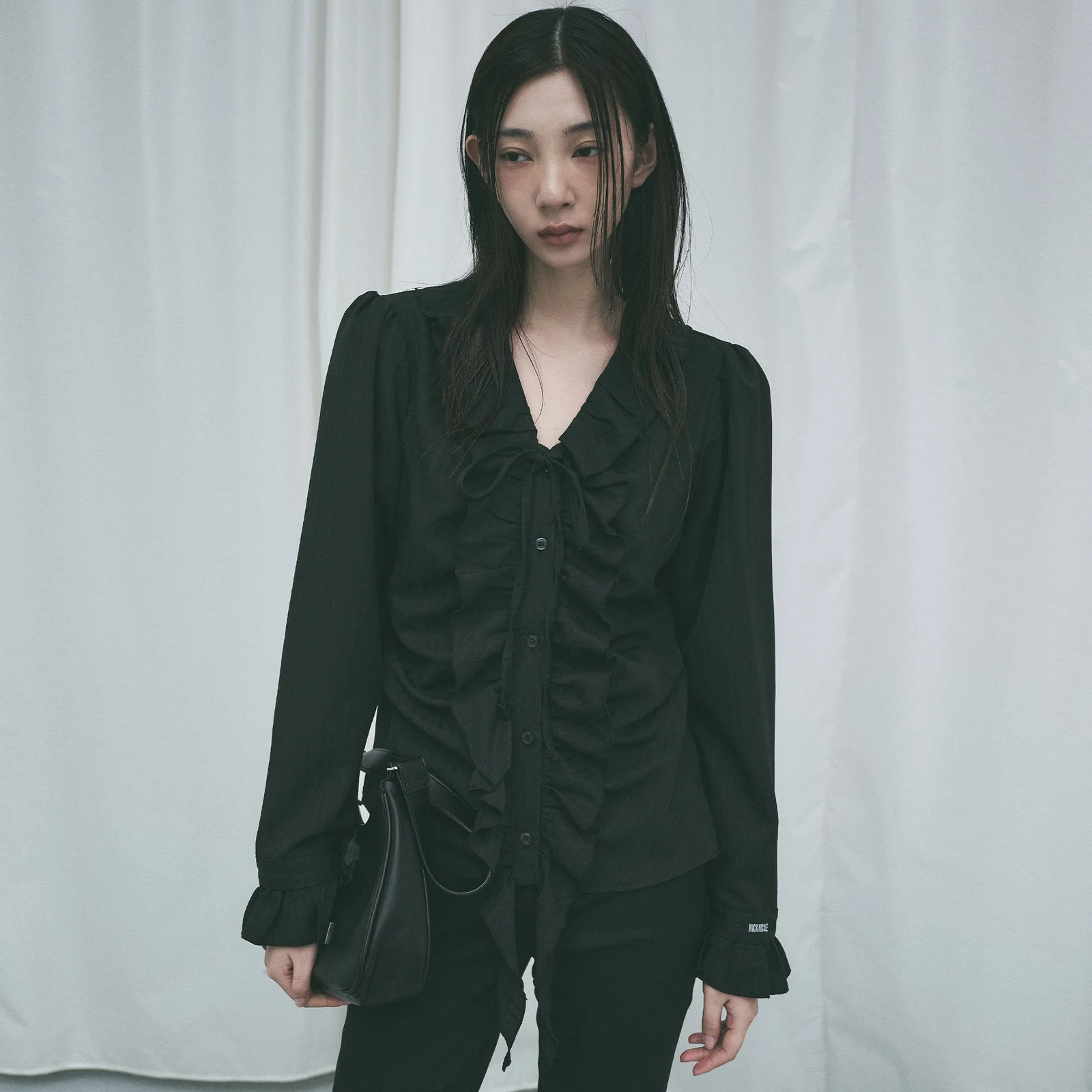 VINTAGE RUFFLE BLOUSE_BLACK