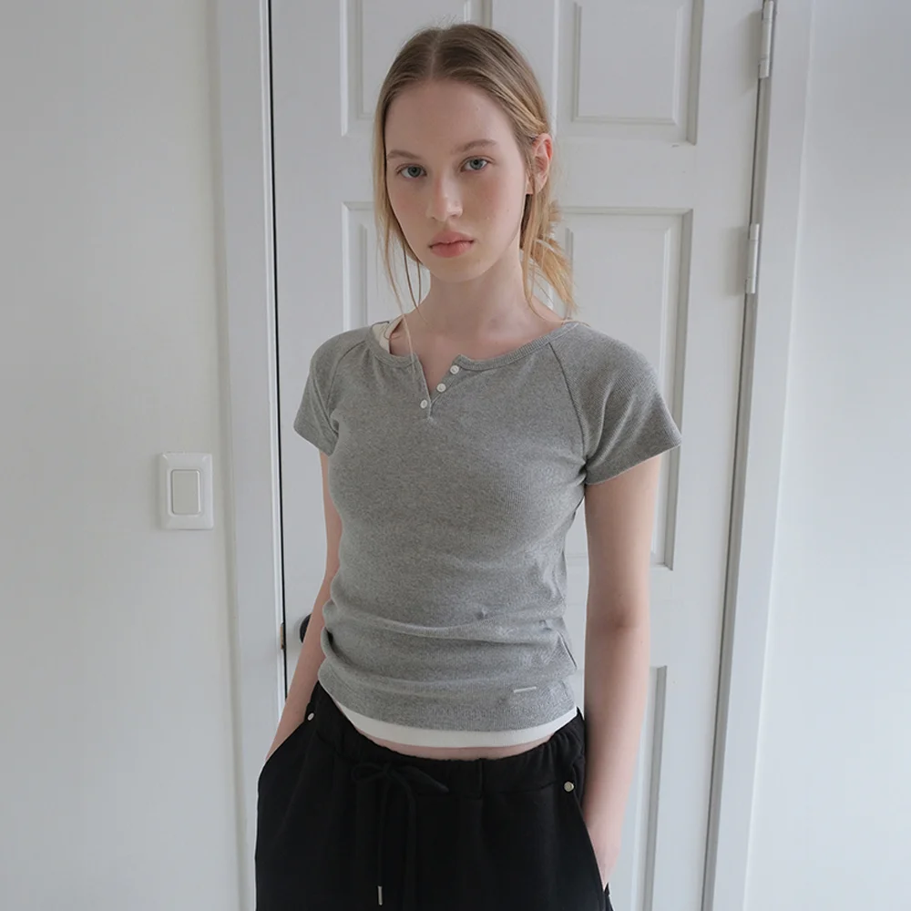 Lay Button Raglan Top - Grey