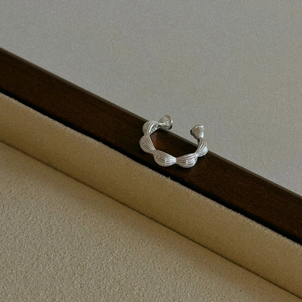 Shell wave ear cuff / CHELL 波浪 耳袖