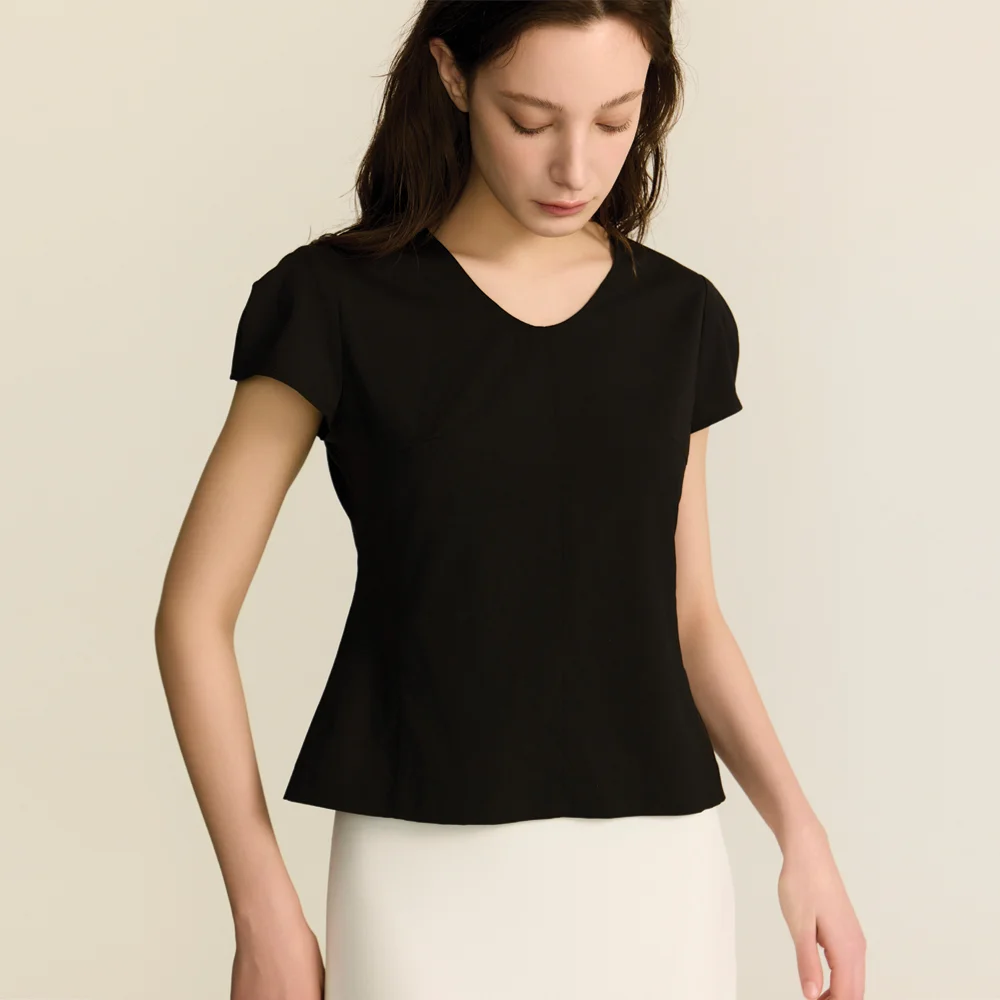 v-neck wing blouse_bk