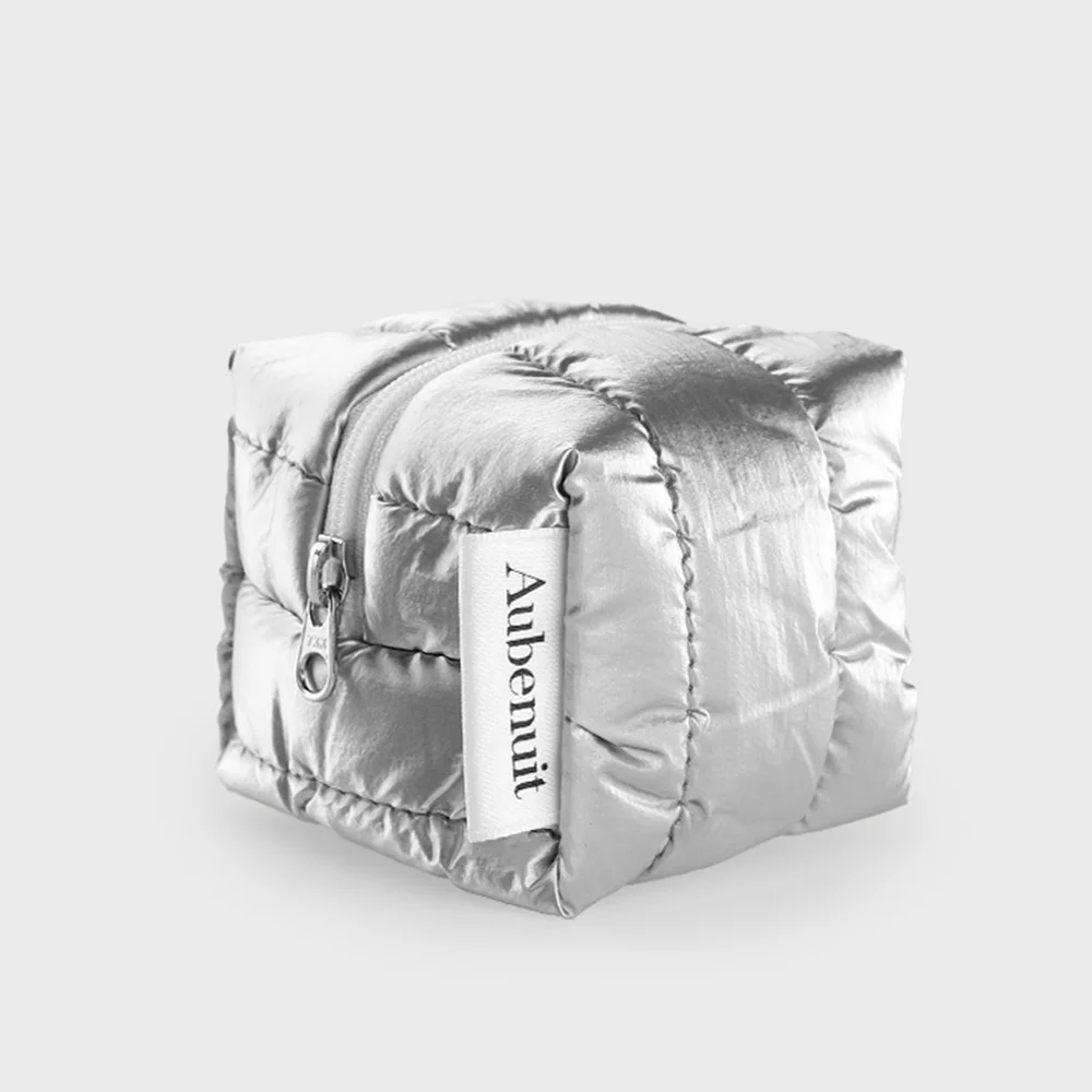 Obnuit 金屬色 羽絨外套 Cube 化妝袋 金屬銀 S (鑰匙扣 附加 可)