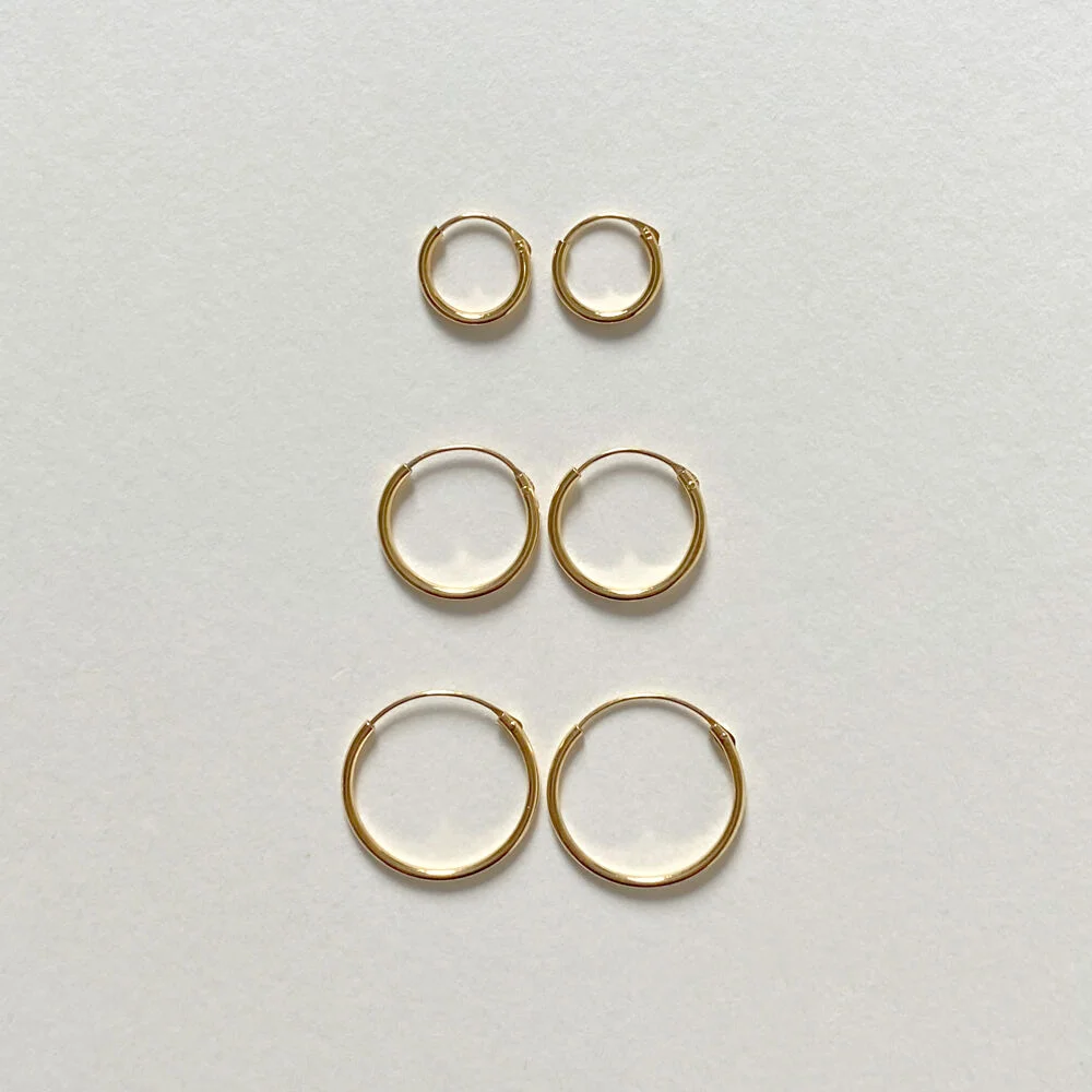 Kim Hye-jun,Jang Hee-ryung 著用 Simple Thin Ring Earring(gold)