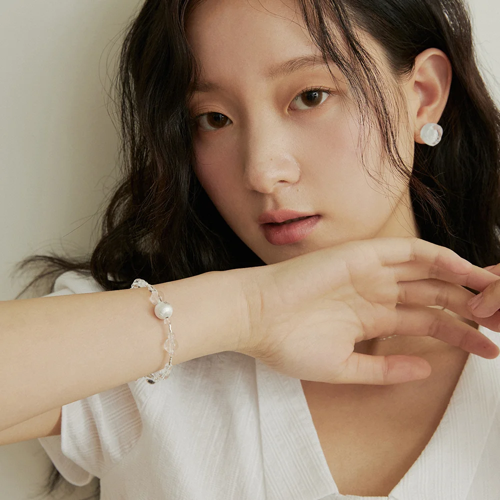 Clear ball line bracelet - silver