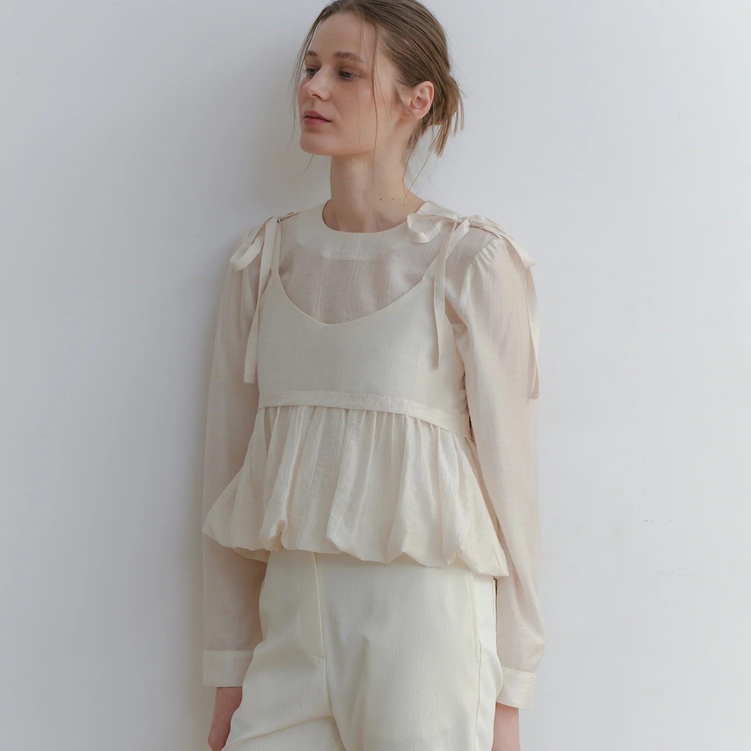 comos 1376 balloon bustier set-up blouse (cream)