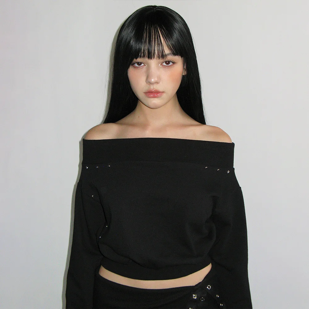 STUDDED OFF-SHOULDER SWEATSHIRT_BLACK
