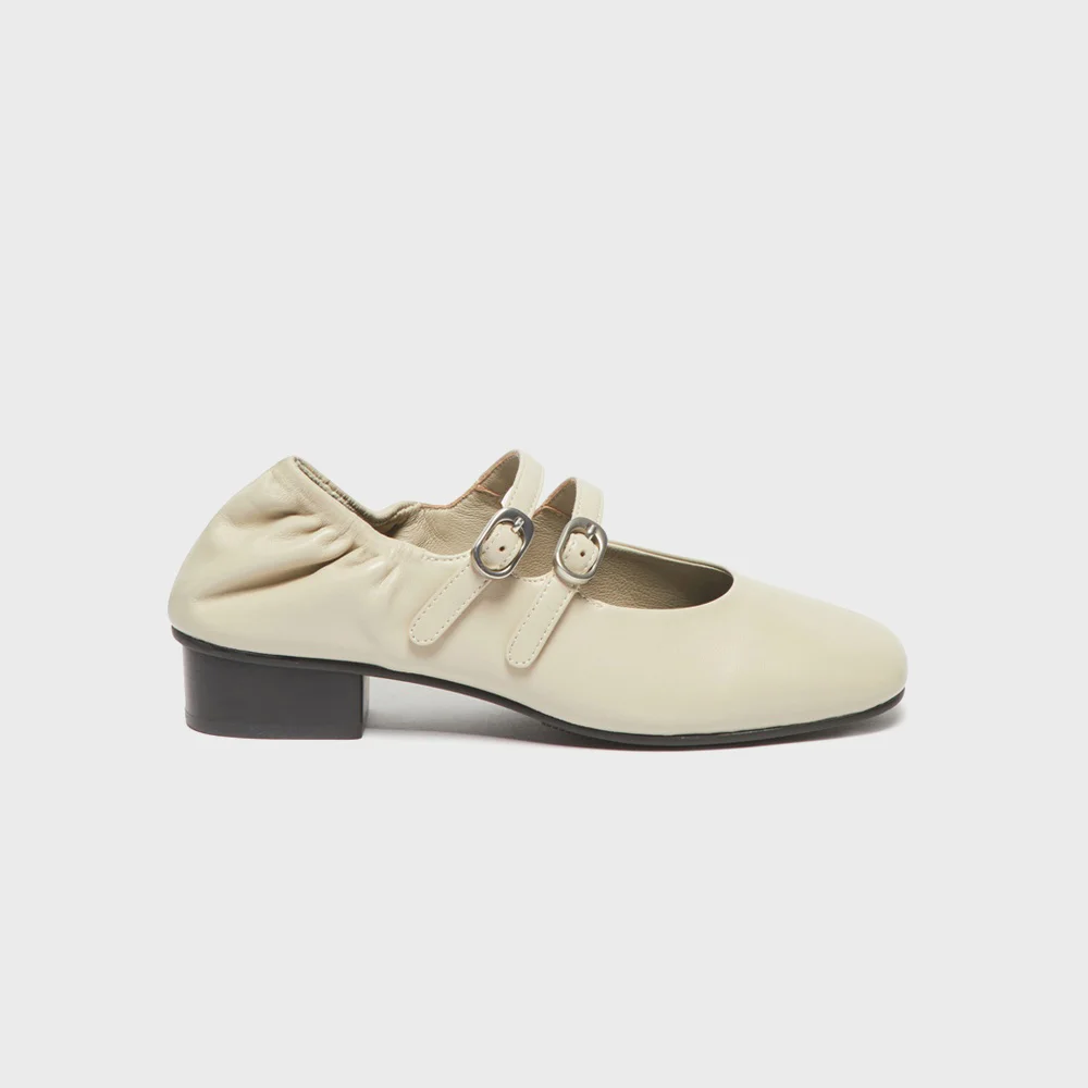 Shirred maryjane flats(ivory)_DG1DA26503IVY