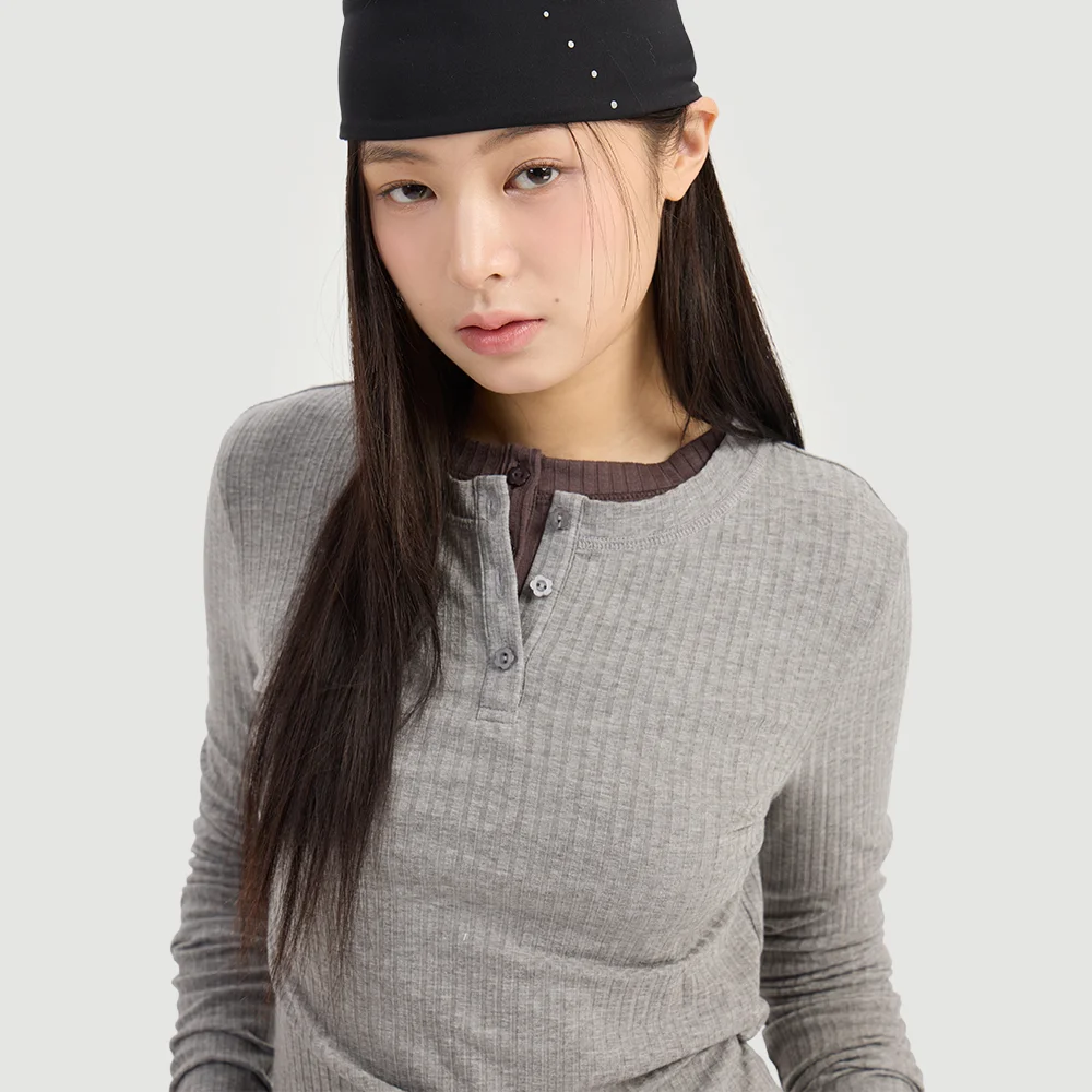 Chouetties by LUCKY CHOUETTE Henley Neck Ribbed Long Sleeve T-shirt (brown) LATAX26330BRX