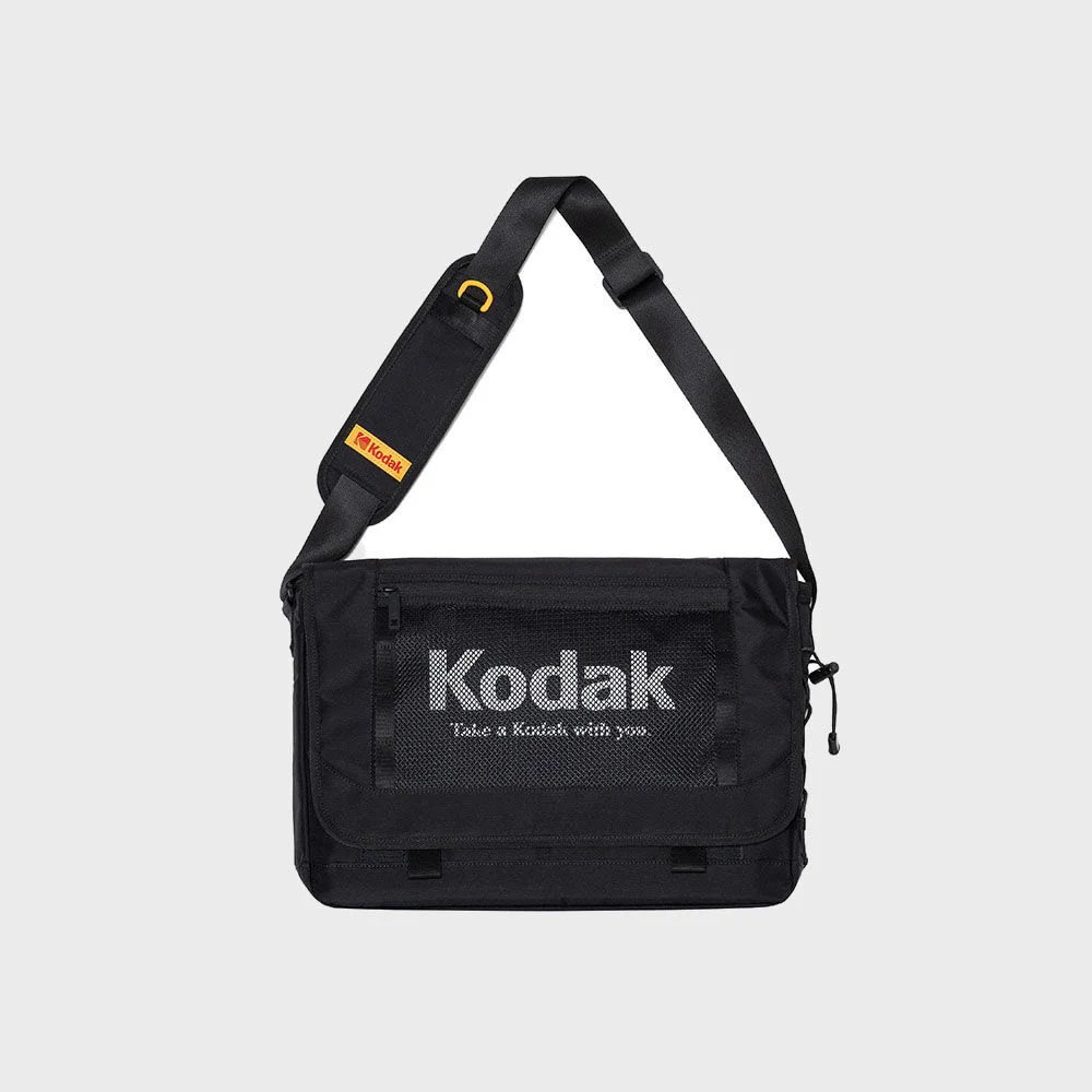 Foundie 大碼 郵差袋 BLACK