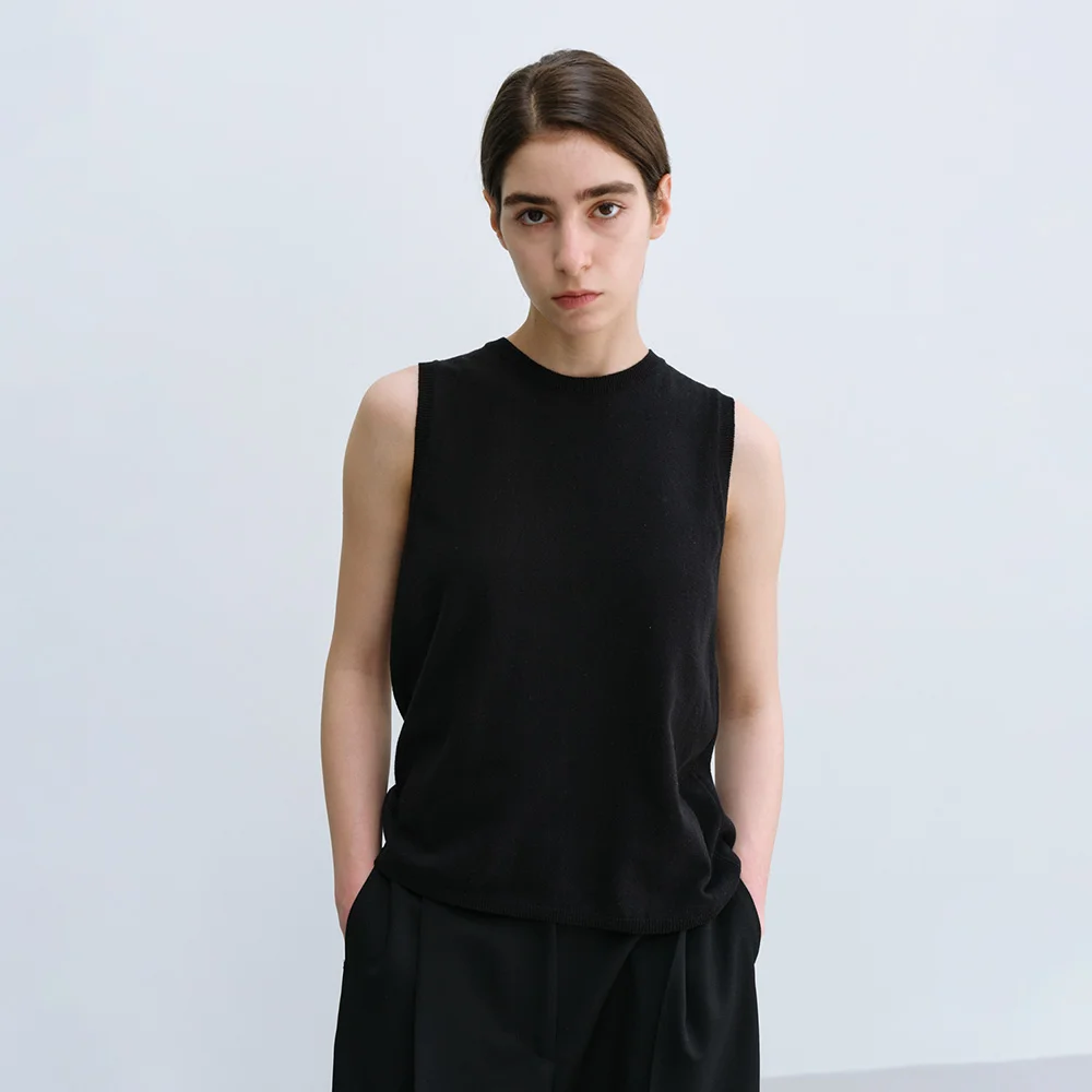 Sleeveless Cotton Knit in Black