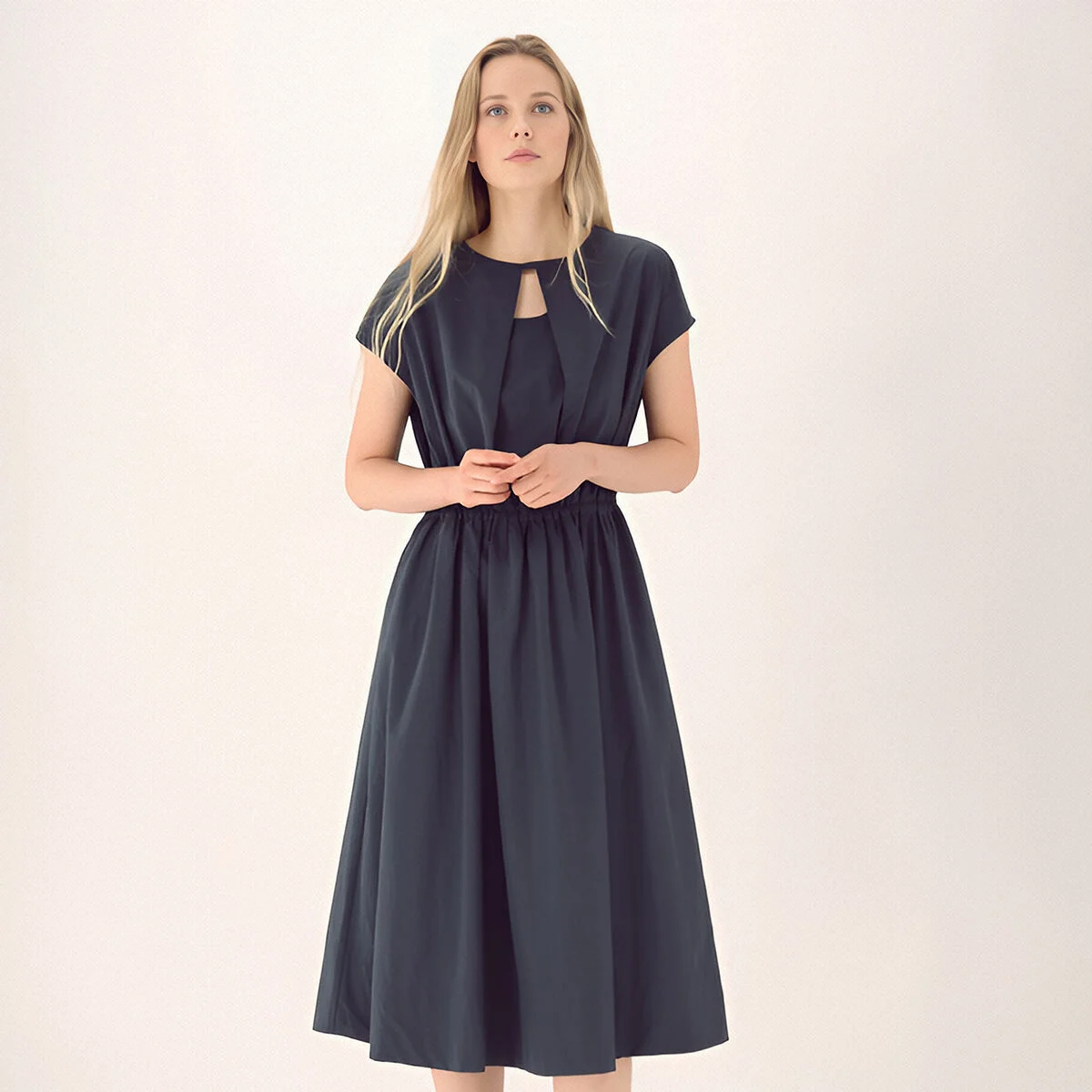 Front Cut Banding Dress _Charcoal