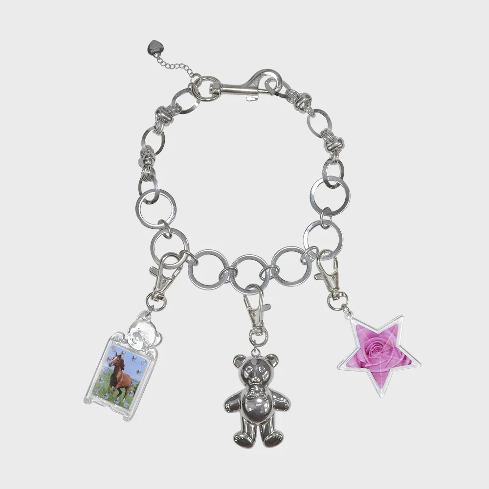 Teddy bear frame necklace