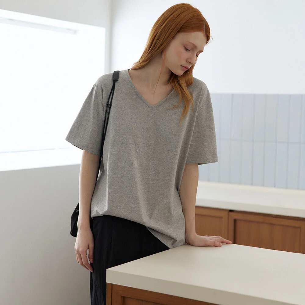 Loose fit v-neck T-shirt _Melange gray