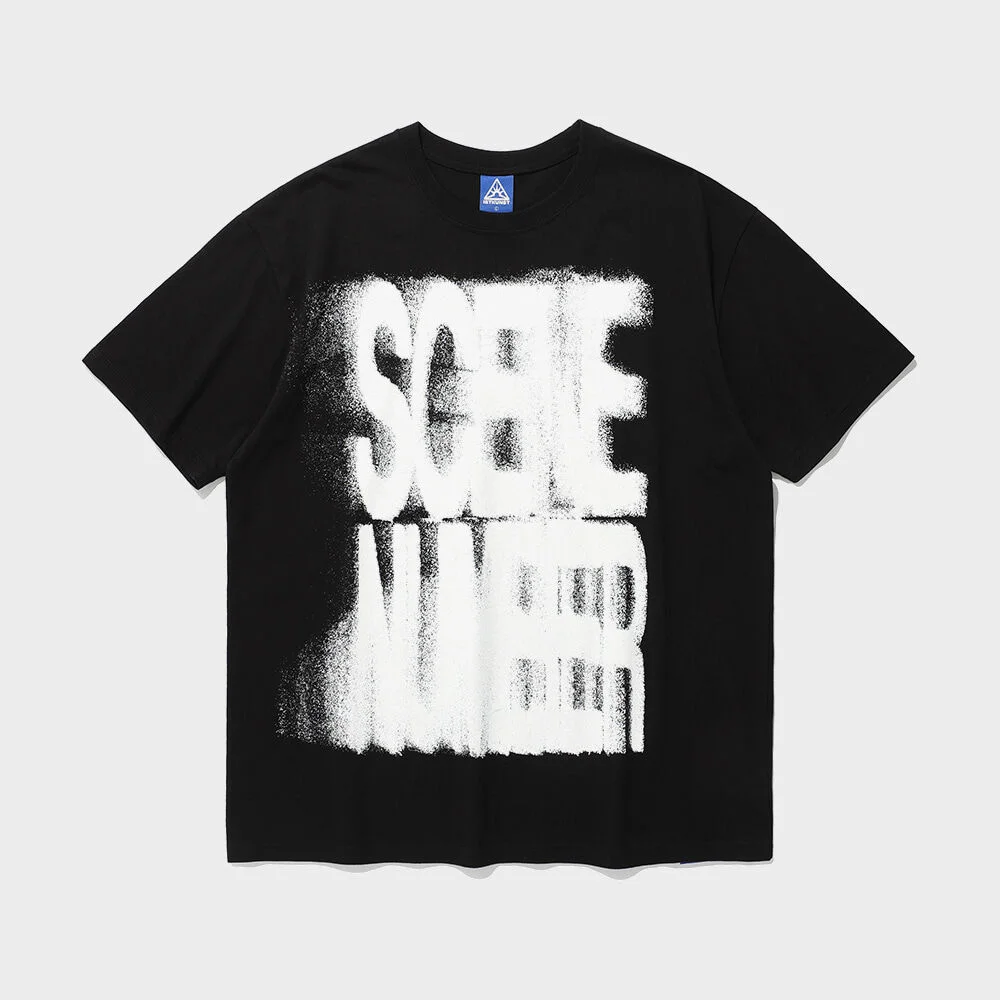 SCENE NUMBER TEE_BLACK(IK2EMMT509A)
