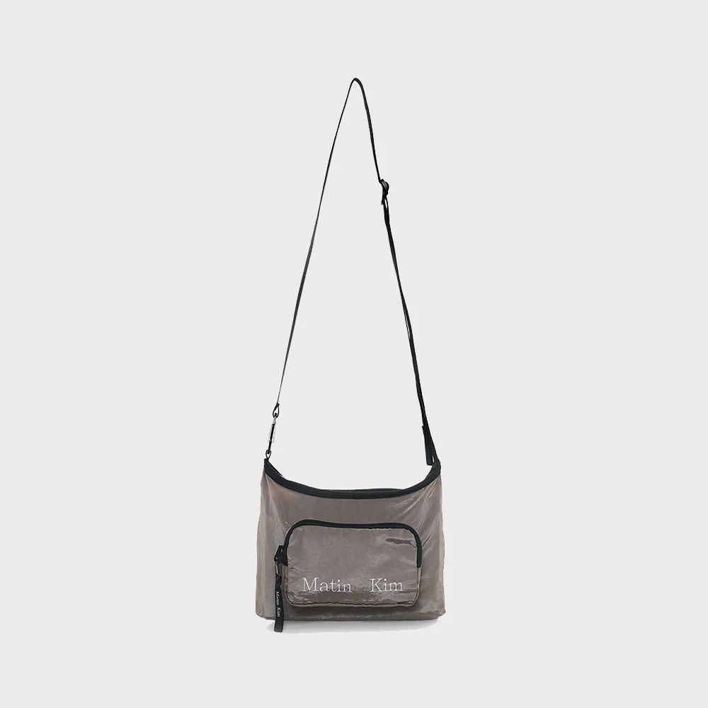 PACKABLE CROSS POCKET BAG IN GREY