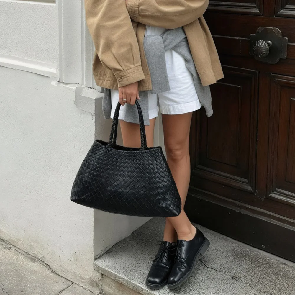 Santa Croce 大 8892 Black Dragon Bag