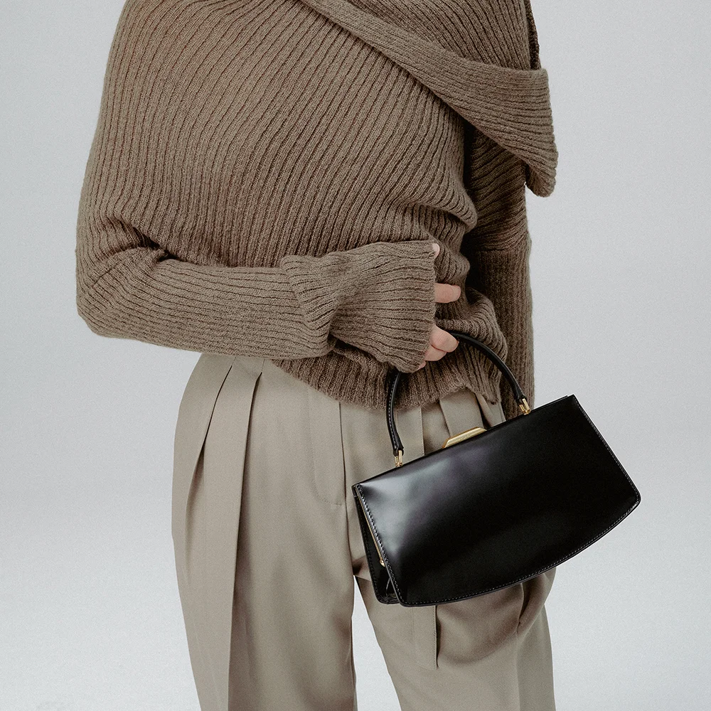 LUNE FORME TOTE BAG (SOFT BLACK)