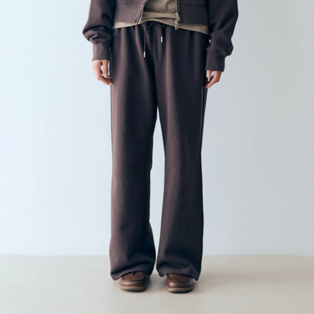 W 必備款 衛衣 靴型 褲子 Brown