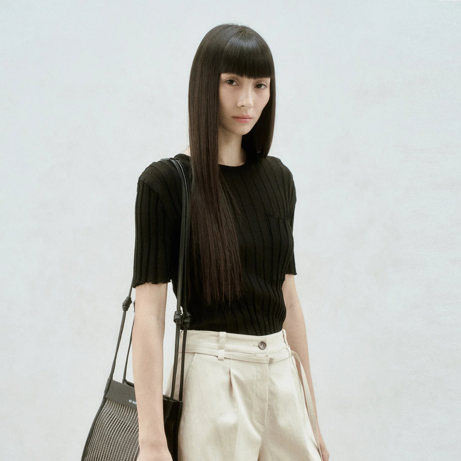 HALF SLEEVE RIBBED TOP BLACK