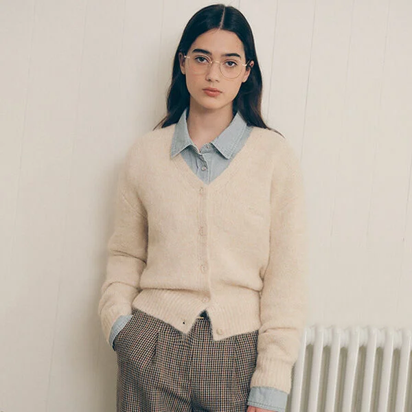 HAIRY V NECK CARDIGAN BEIGE