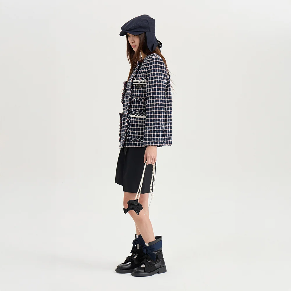Embroidery Point Bermuda Shorts (black) LFPOM26800BKX