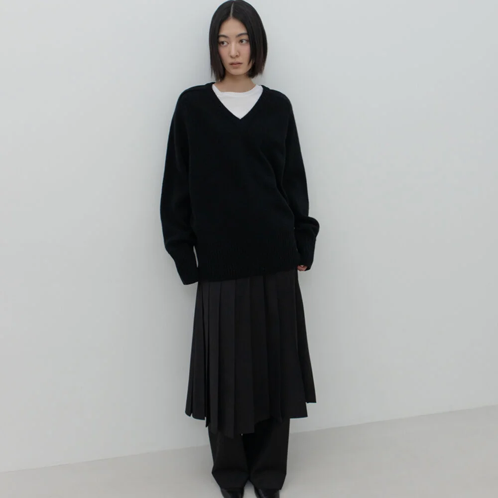 PLEATS SKIRT PANTS / BLACK