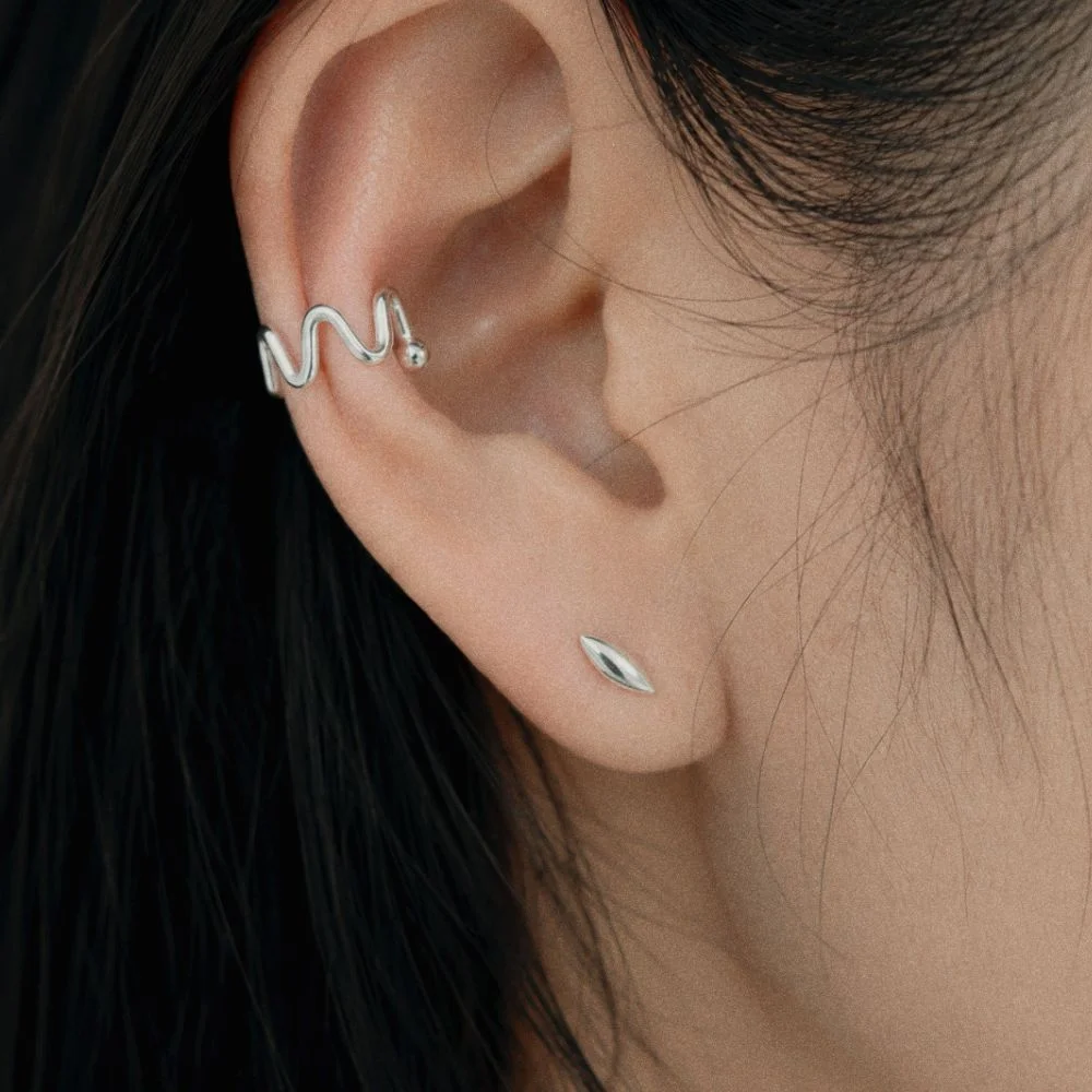 Edge seed piercing / 銳利 Seed 穿環