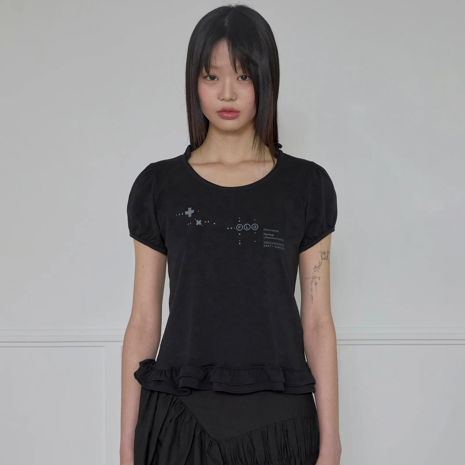 Muta Frill Puff T-Shirt (FL-168_Black)