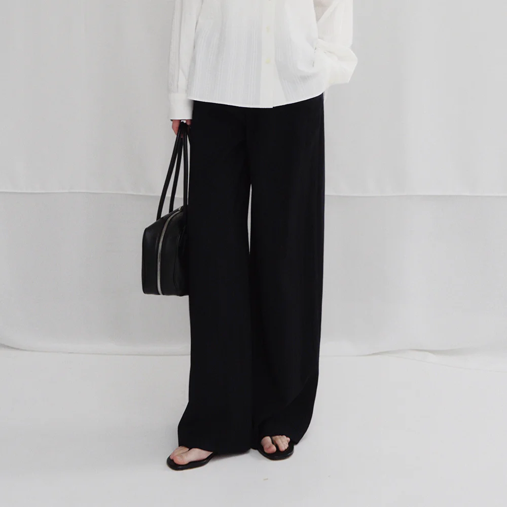 Dia Soft Loose Pants (Navy)