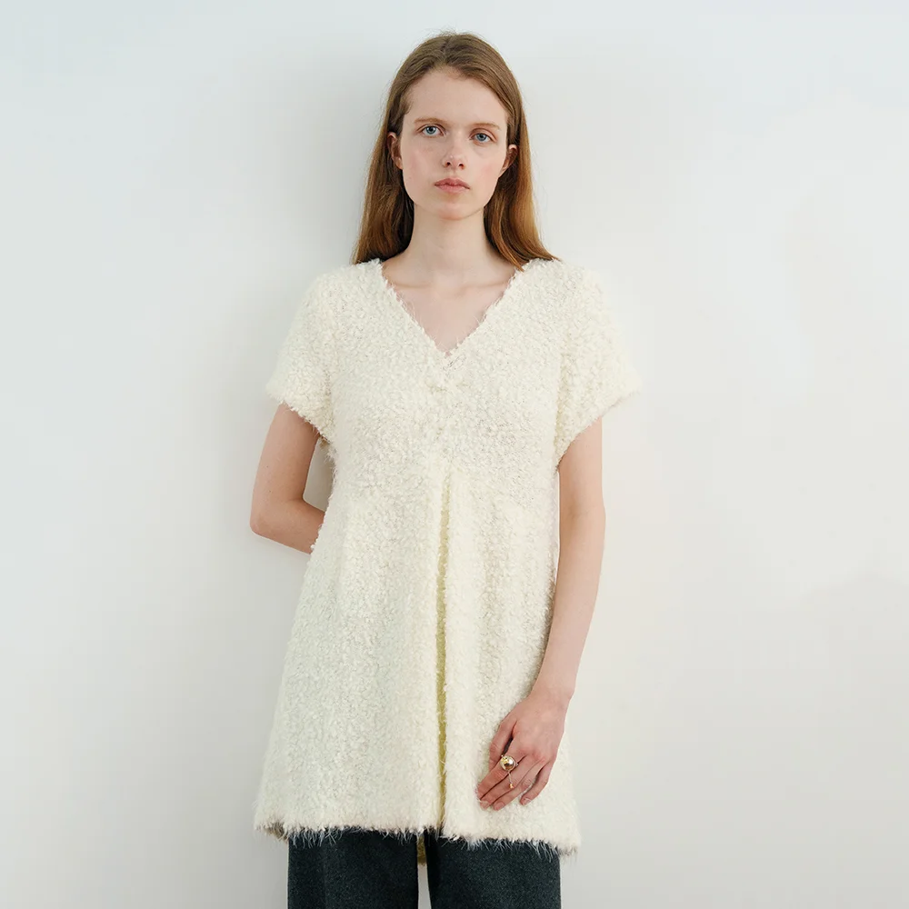 V-Neck Flare Knit (Ivory)