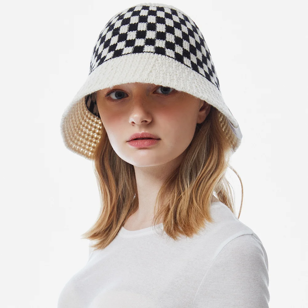 CHESSBOARD IVORY BUCKET HAT