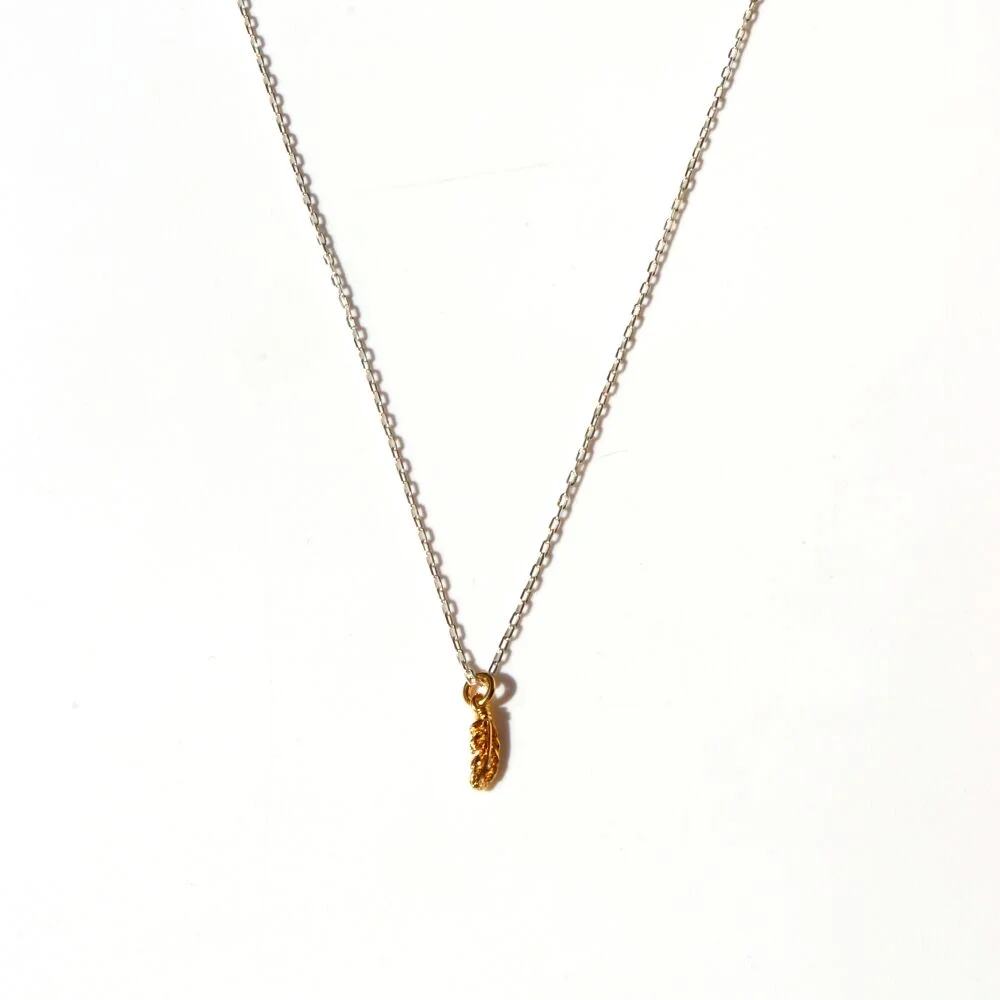Tiny leaf pendant simple Necklace 樹葉 吊飾 銀色 鏈條 頸鏈