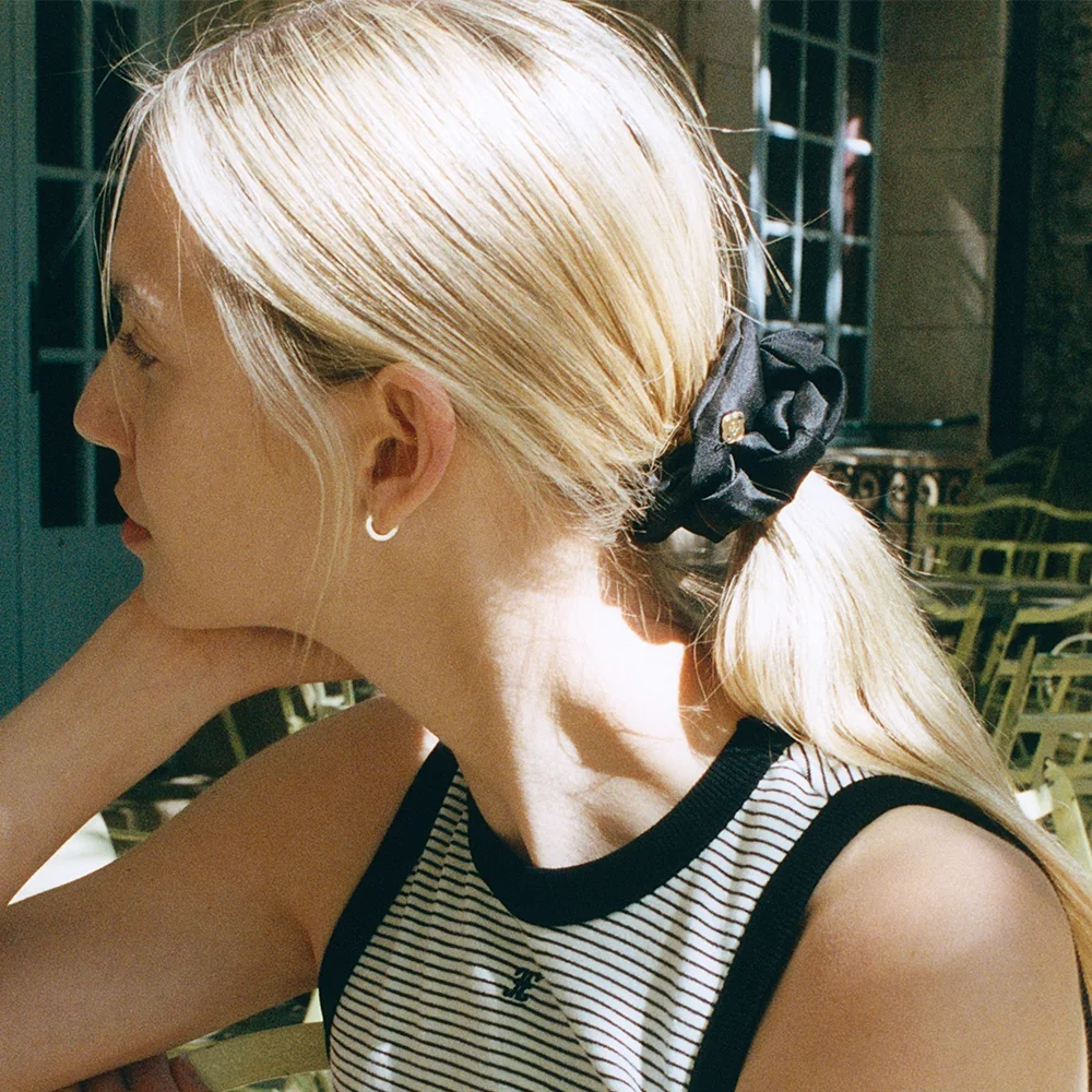 CLOVER HAIR SCRUNCHIE