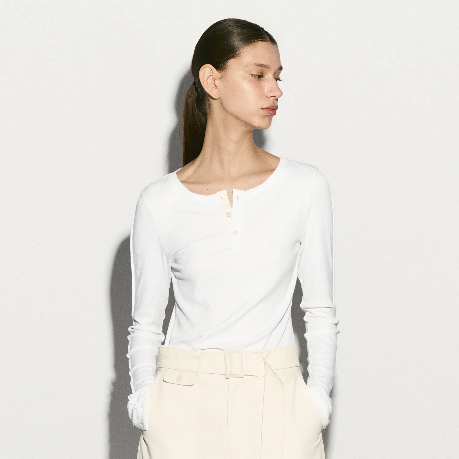 LONG SLEEVE BUTTON TOP WHITE