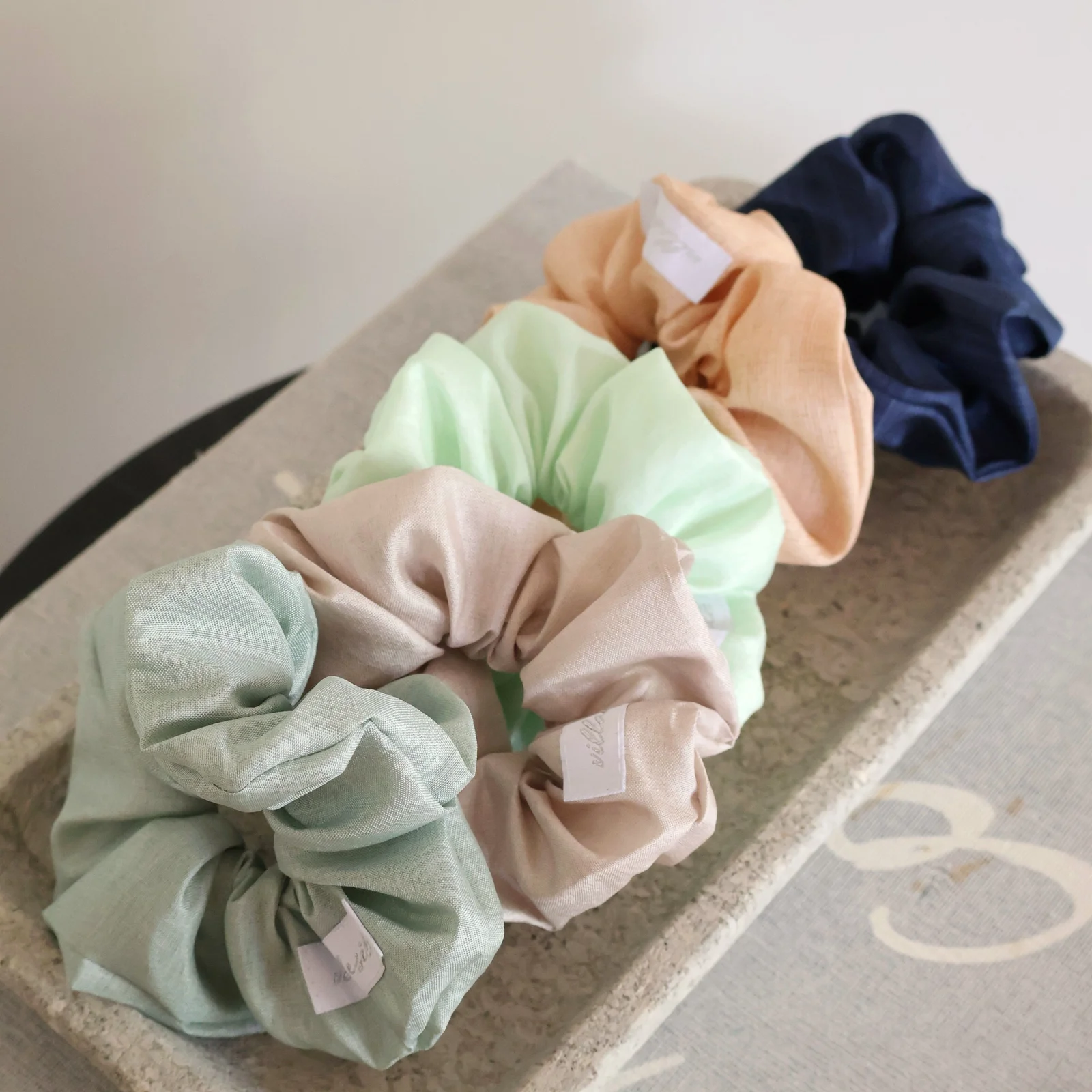 matte silk scrunchie (5colors) 啞光 真絲 髮圈