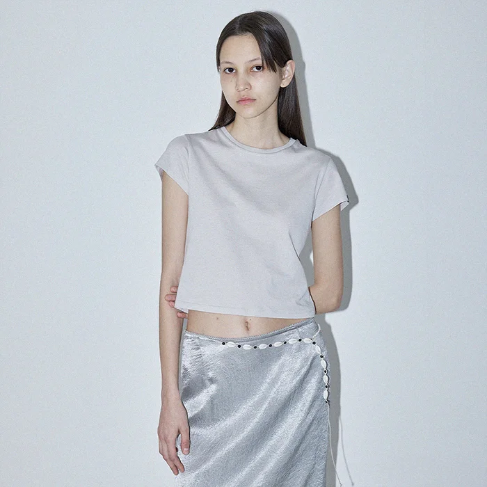 BASIC SHORT SLEEVE CROP T-SHIRT - LIGHT BEIGE