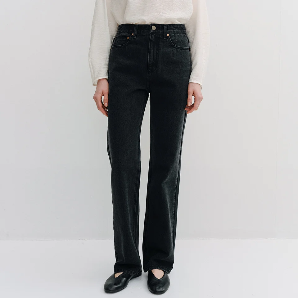 relaxed straight jeans (vintage black)