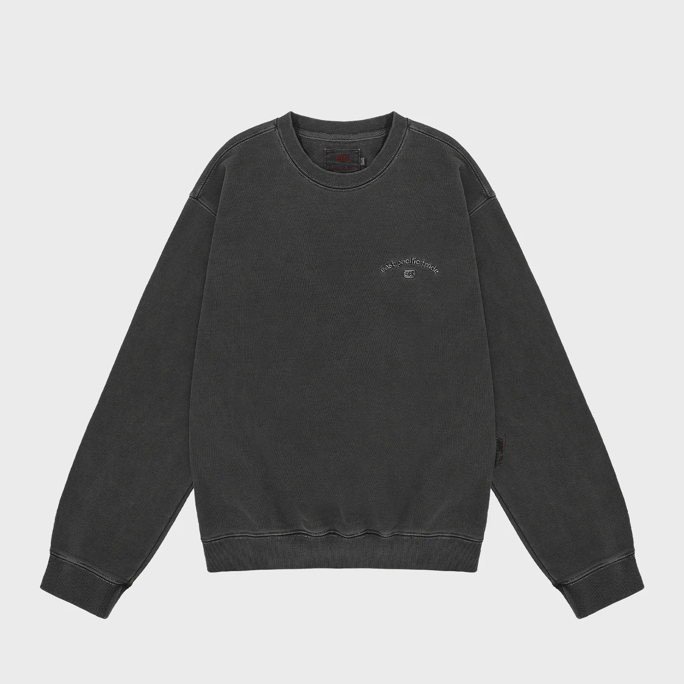 EMBROIDERED PIGMENT CREWNECK (CHARCOAL)