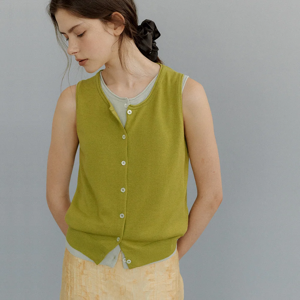 Paper Button Sleeveless Knit (Olive)